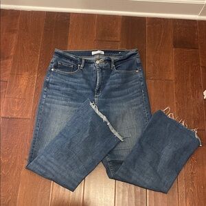 LOFT Curvy Kick Crop Jeans